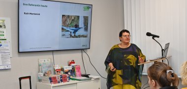 Der Vortrag von Ruth Mentenich von der AOK Rheinland-Pfalz/Saarland zu Resilienz, Achtsamkeit und Selbstfürsorge stieß bei den Teilnehmern auf große Resonanz.  Der Vortrag von Ruth Mentenich von der AOK Rheinland-Pfalz/Saarland zu Resilienz, Achtsamkeit und Selbstfürsorge stieß bei den Teilnehmern auf große Resonanz.