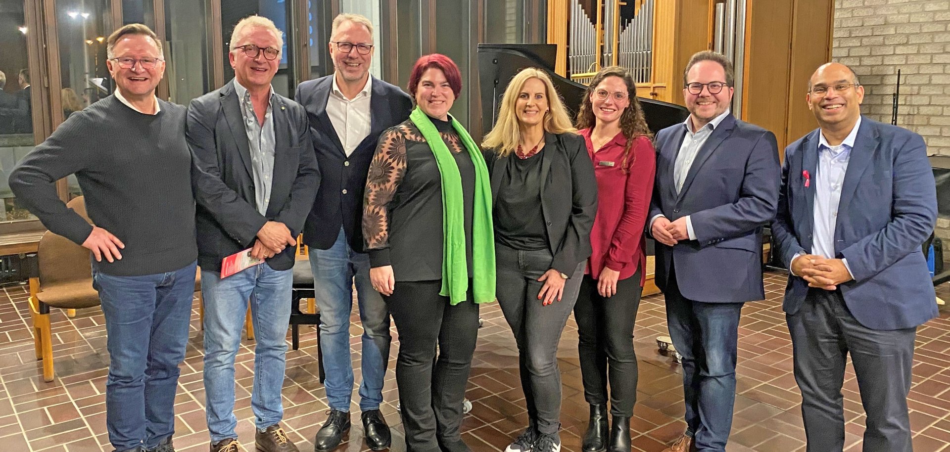 Erfolgreiche Info-Veranstaltung zum Thema Brustkrebs Erfolgreiche Info-Veranstaltung zum Thema Brustkrebs