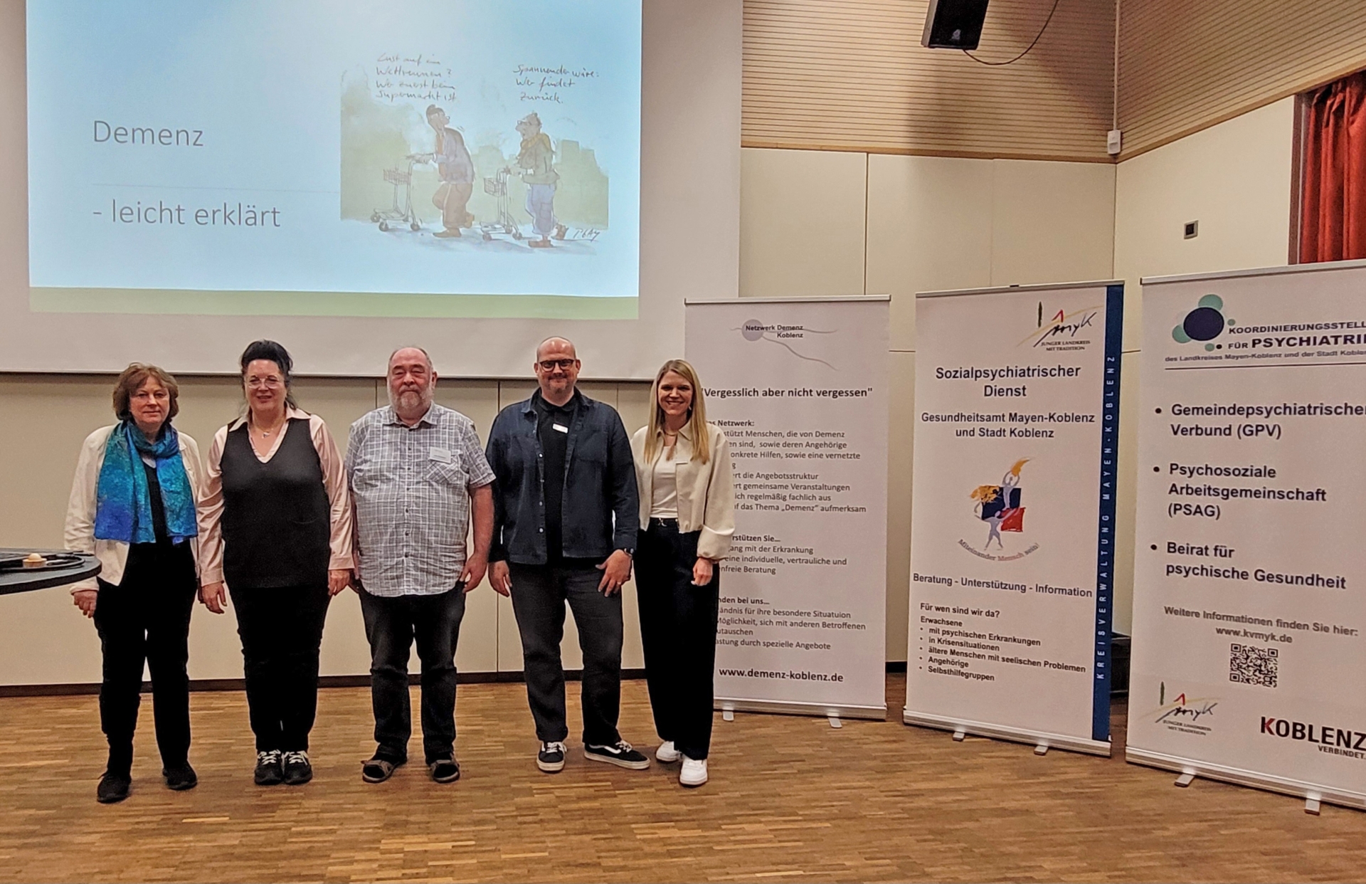 Ursula Wolff-Krieger (Netzwerk Demenz Koblenz), Nadja Hebert (Demenzberaterin und Referentin), Uwe Baumann (Netzwerk Demenz Koblenz), Fabian Schmidt (Sozialpsychiatrischer Dienst), Meike Koch (Koordinierungsstelle für Psychiatrie). 